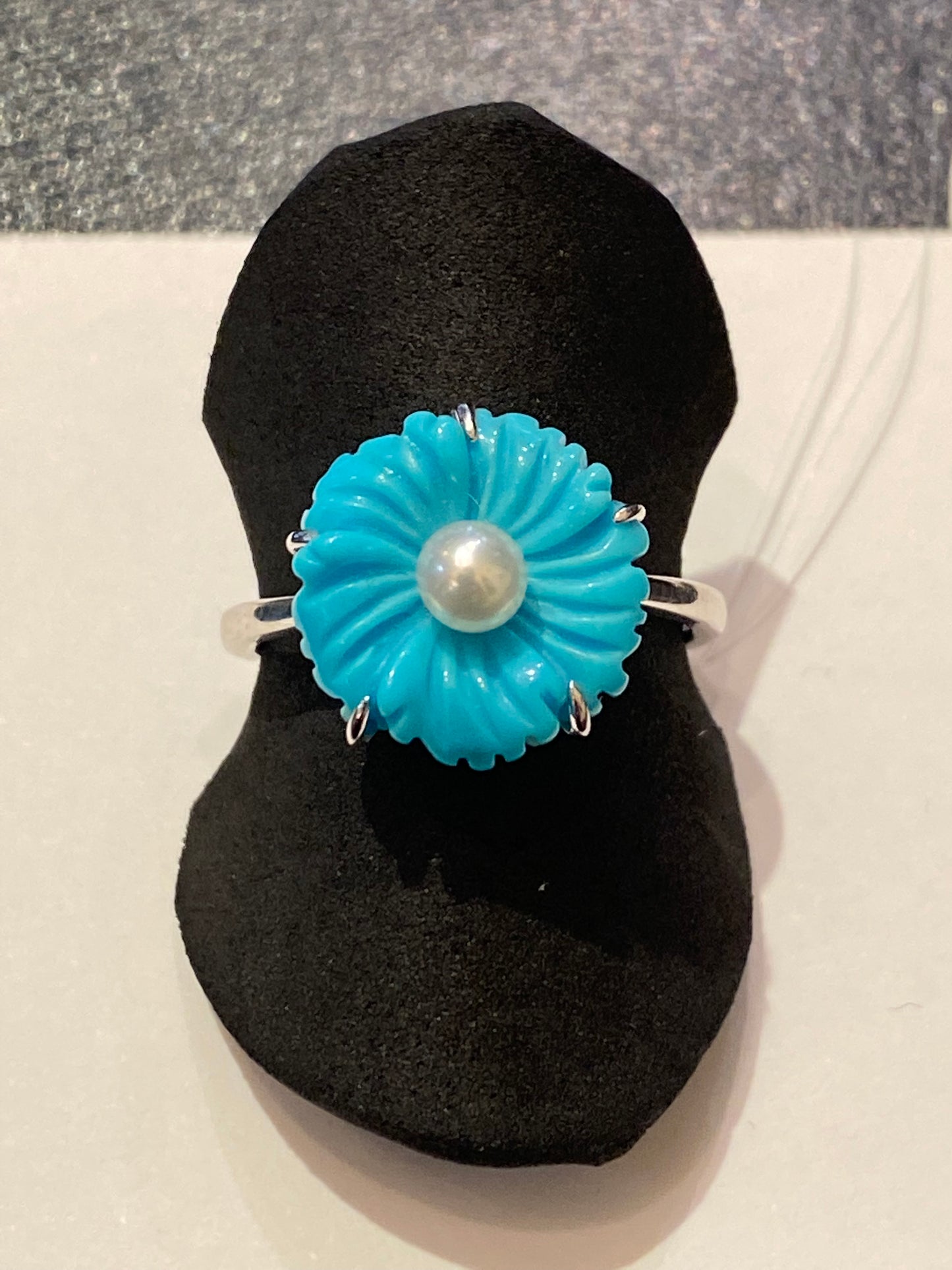 Bague turquoise et perle sur or 18 carats