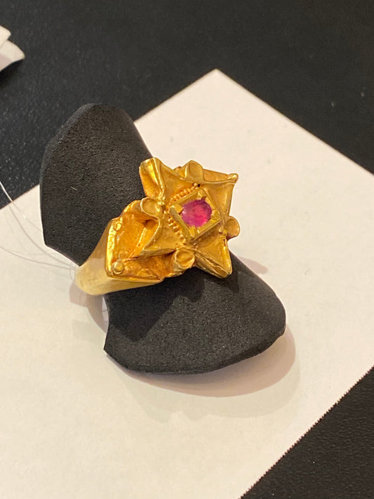 Bague ancienne du Rajasthan et rubis sur Or